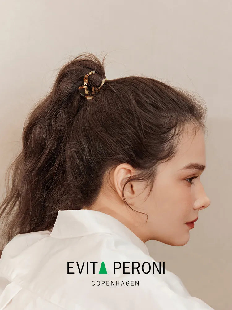 Erin High Pony Tail Small Hair Claw