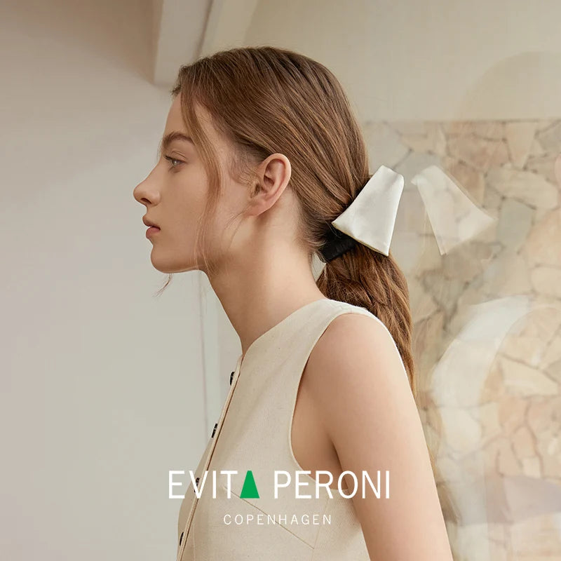 Clara Bendable Bow Shape Banana Clip - EVITA PERONI OFFICIAL
