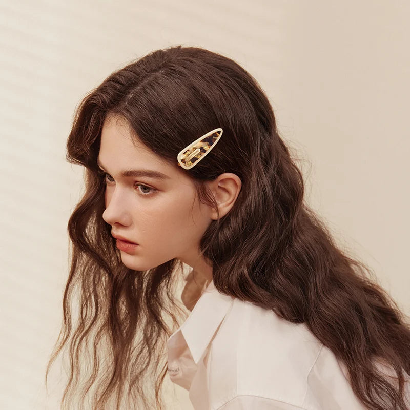 Hilary Bobby Pin