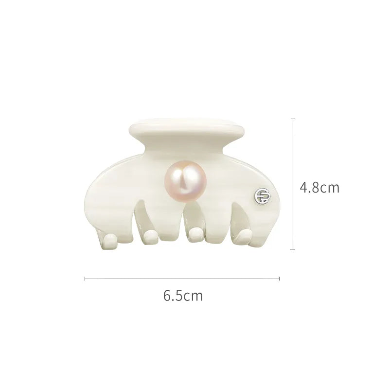 Alexandra Pearl Medium Hair Claw