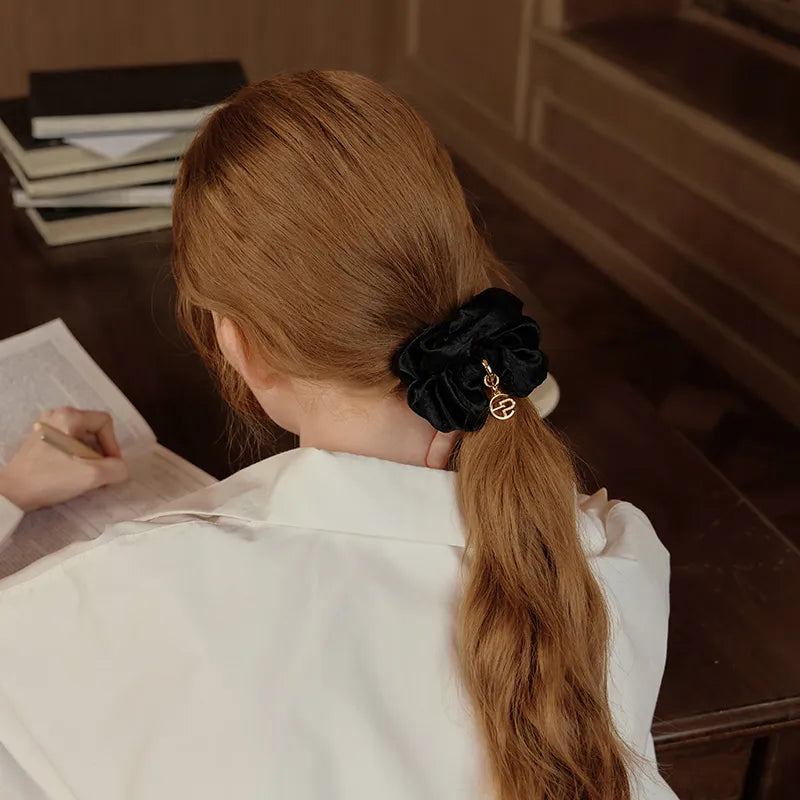 Beatrice Large Scrunchie - EVITA PERONI OFFICIAL