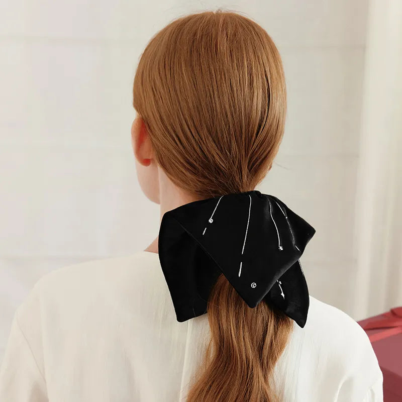 Claire Velvet Large Scrunchi