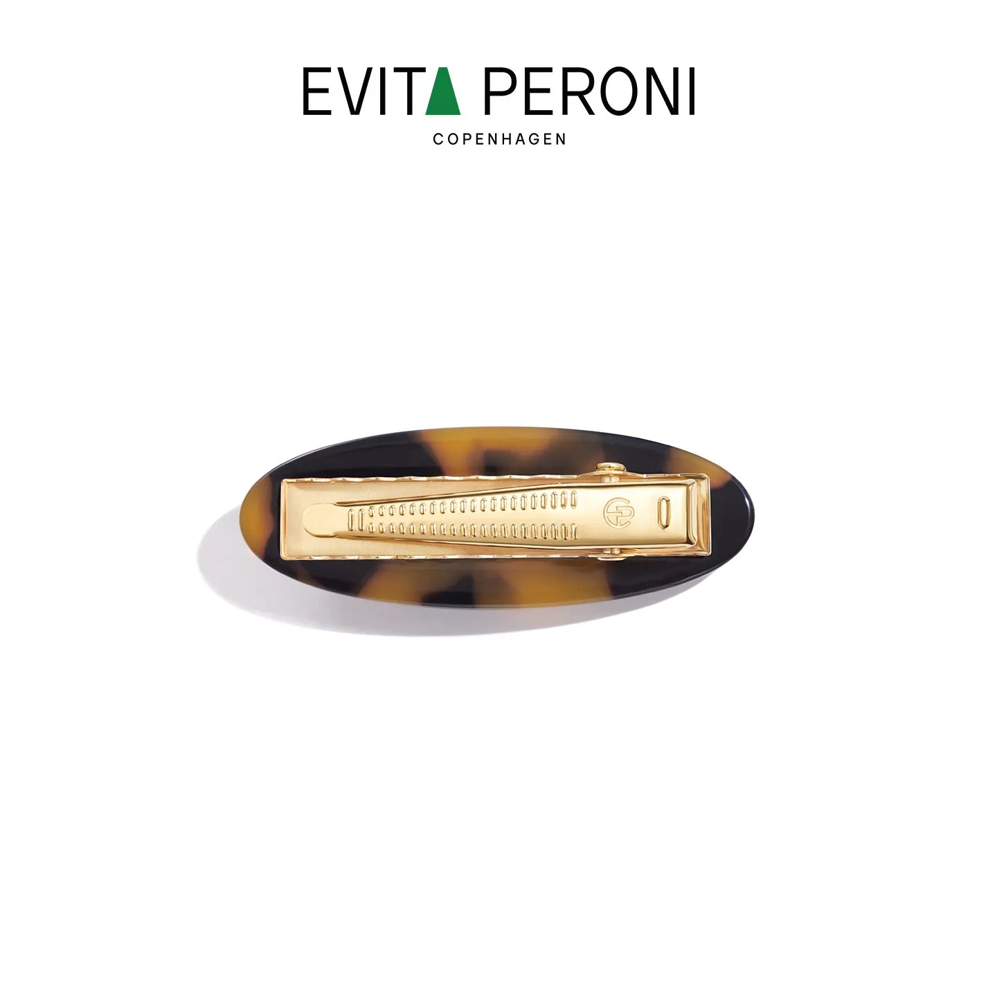 Eliana Classic Waltz Pelican Clip - EVITA PERONI OFFICIAL