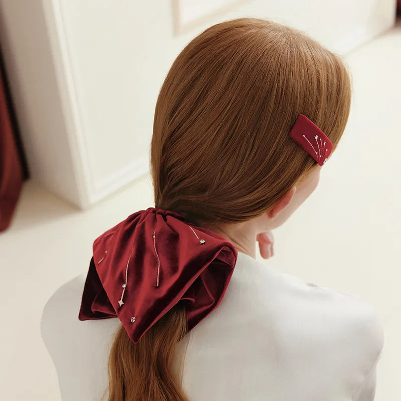 Claire Velvet Large Scrunchi