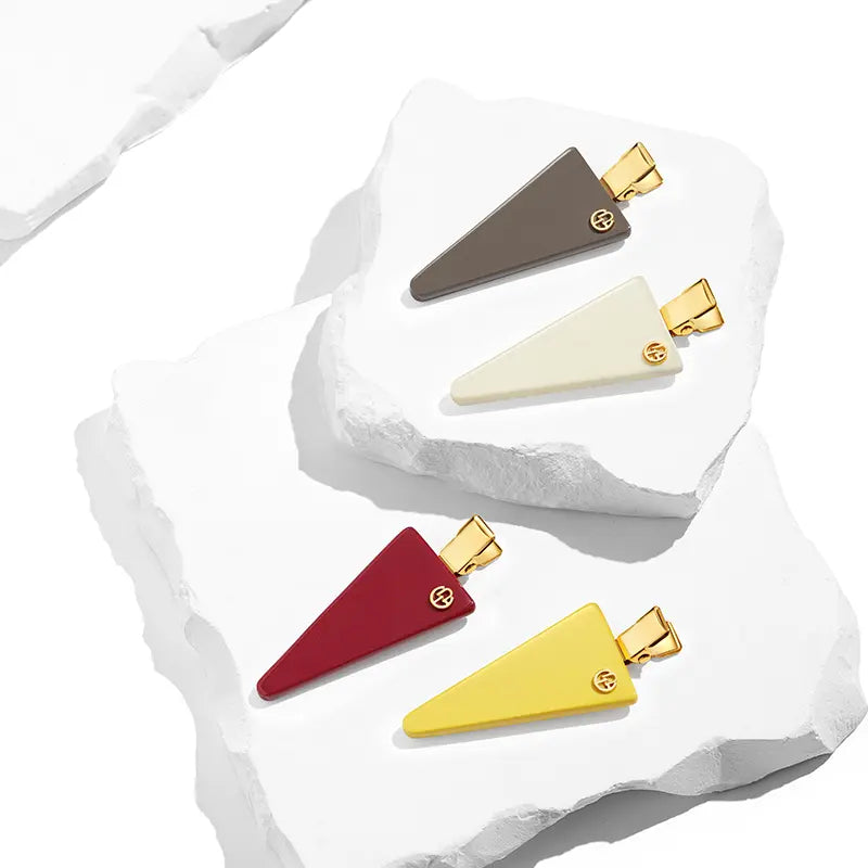 Helen Dopamine Triangular Pelican - EVITA PERONI OFFICIAL