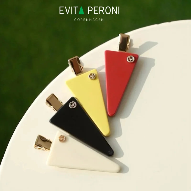 Helen Dopamine Triangular Pelican - EVITA PERONI OFFICIAL