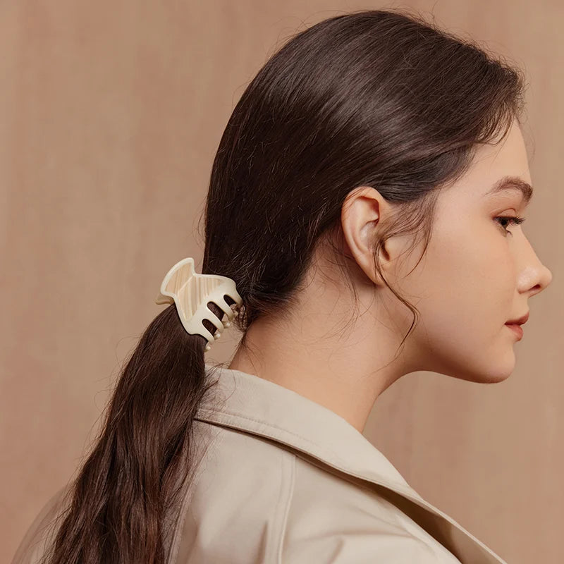 Hilary Small Hair Claw