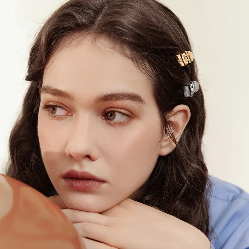 Solis Mini Hair Claw Clip - EVITA PERONI OFFICIAL