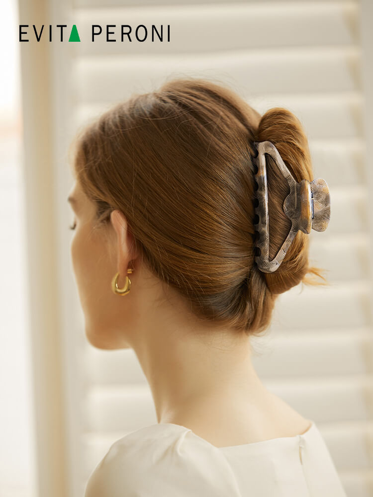 Lajka Large Hair Claw - EVITA PERONI OFFICIAL