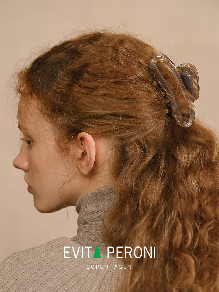 Beulah Natural Flow Large Hair Claw - EVITA PERONI OFFICIAL