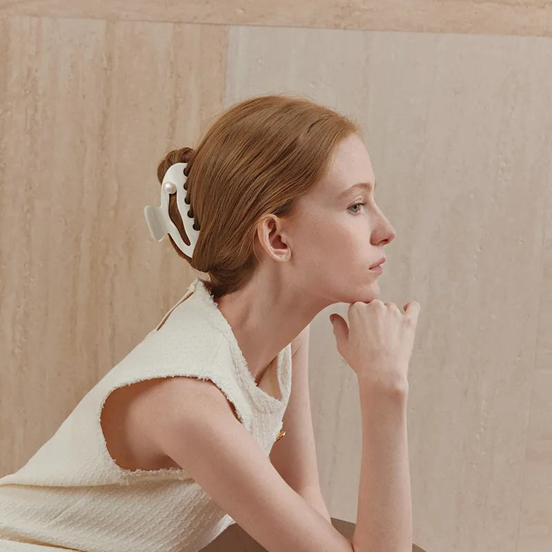 Alexandra Pearl XL Hair Claw