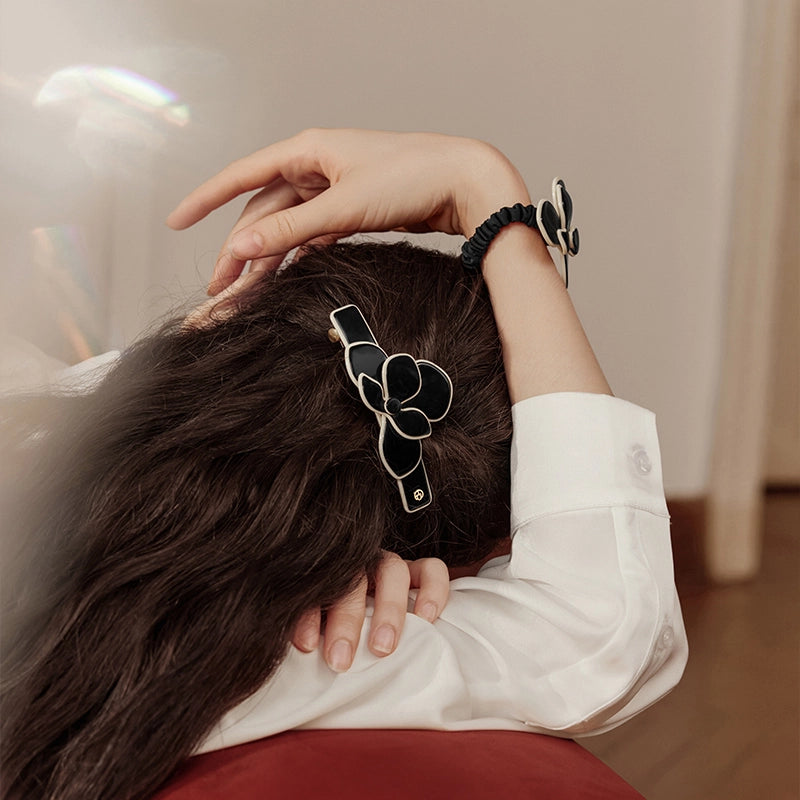 Aranya Flower Large Barrettes