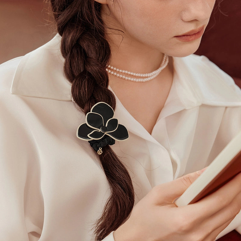 Aranya Flower Hiar Tie