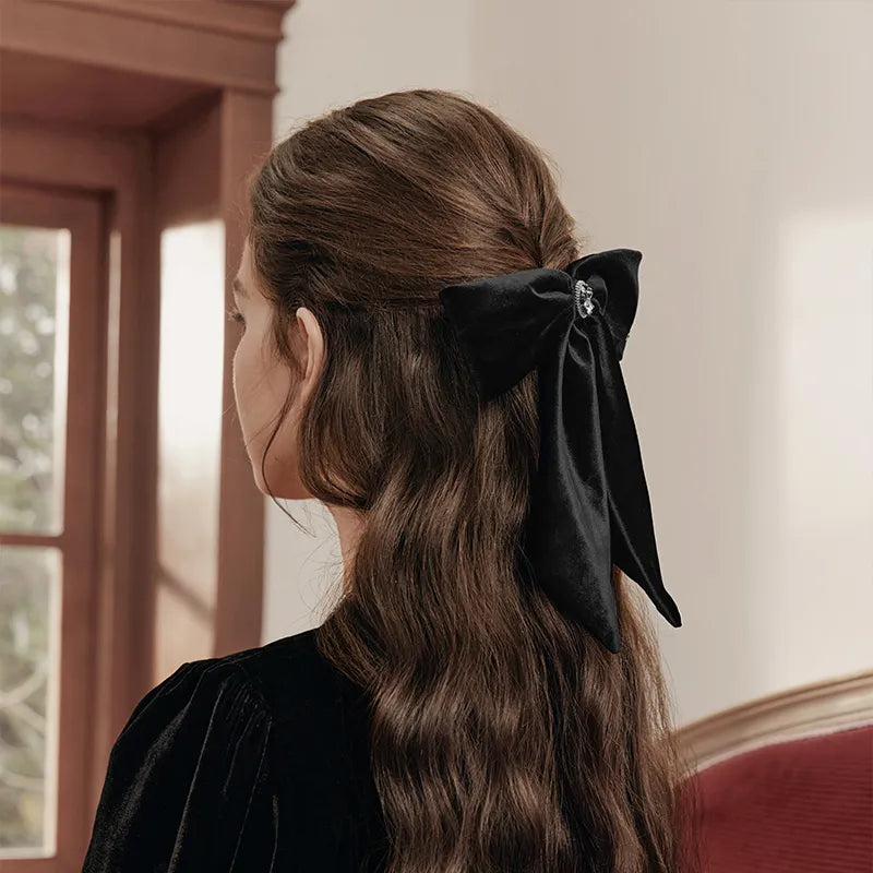 Joanne Bow Velvet Large Barrette