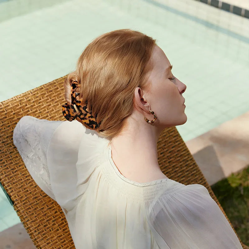 Faye XL Hair Claw - EVITA PERONI OFFICIAL