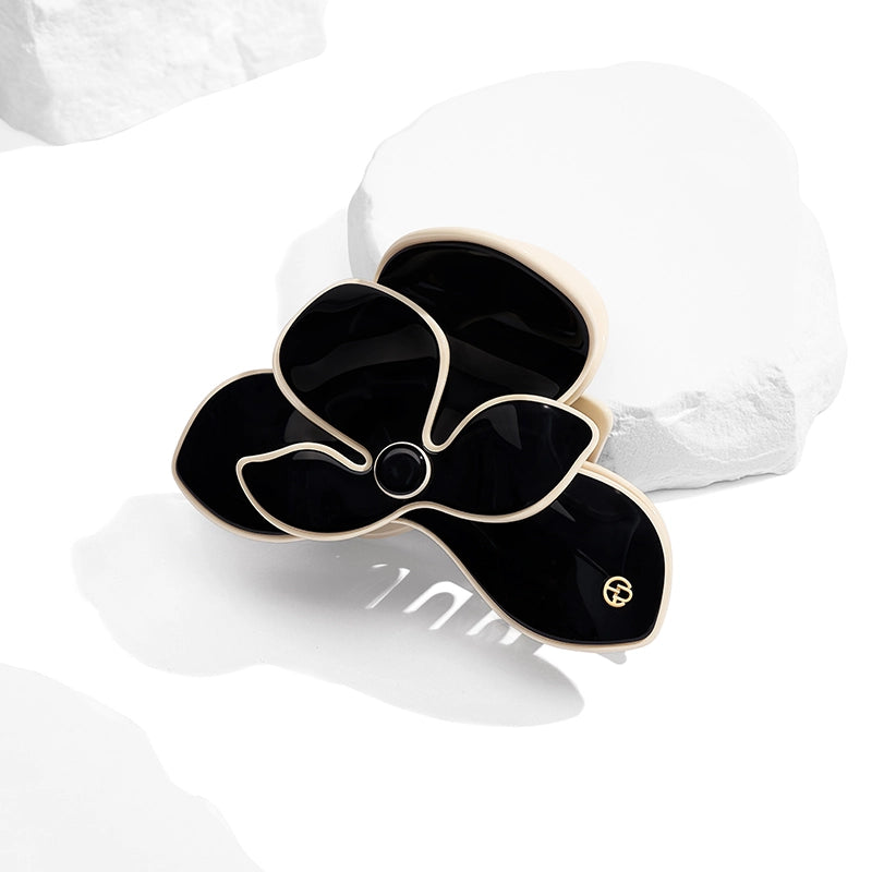 Aranya XL Flower Hair Claw