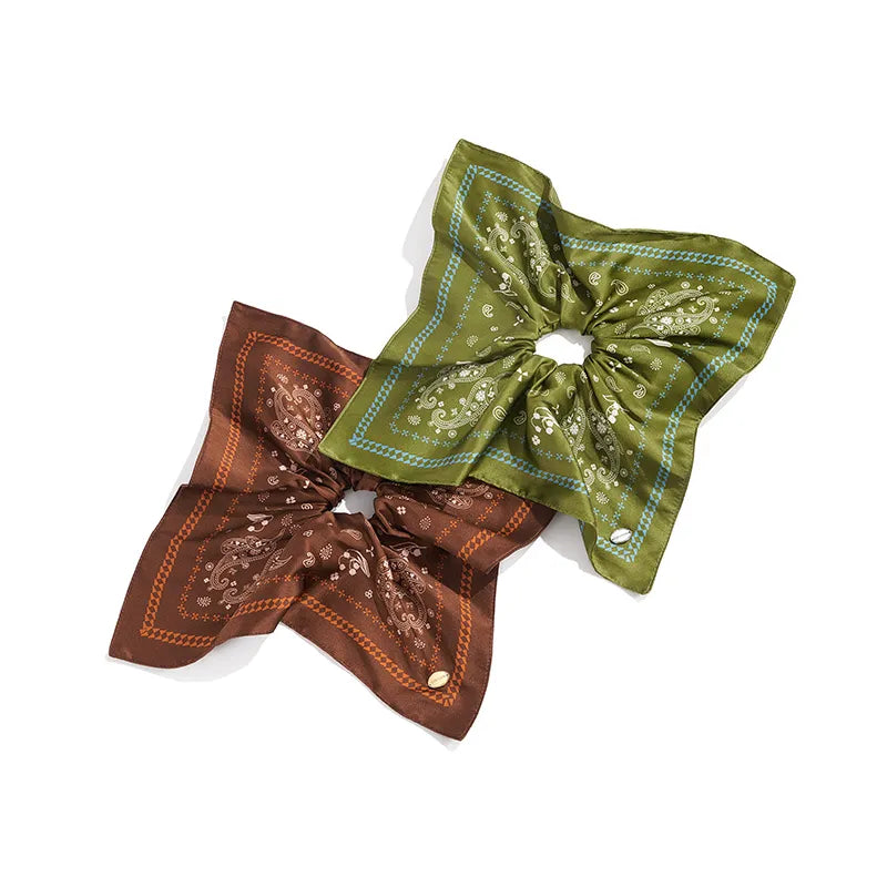 Celeste Paisley Pattern Large Scrunchie - EVITA PERONI OFFICIAL