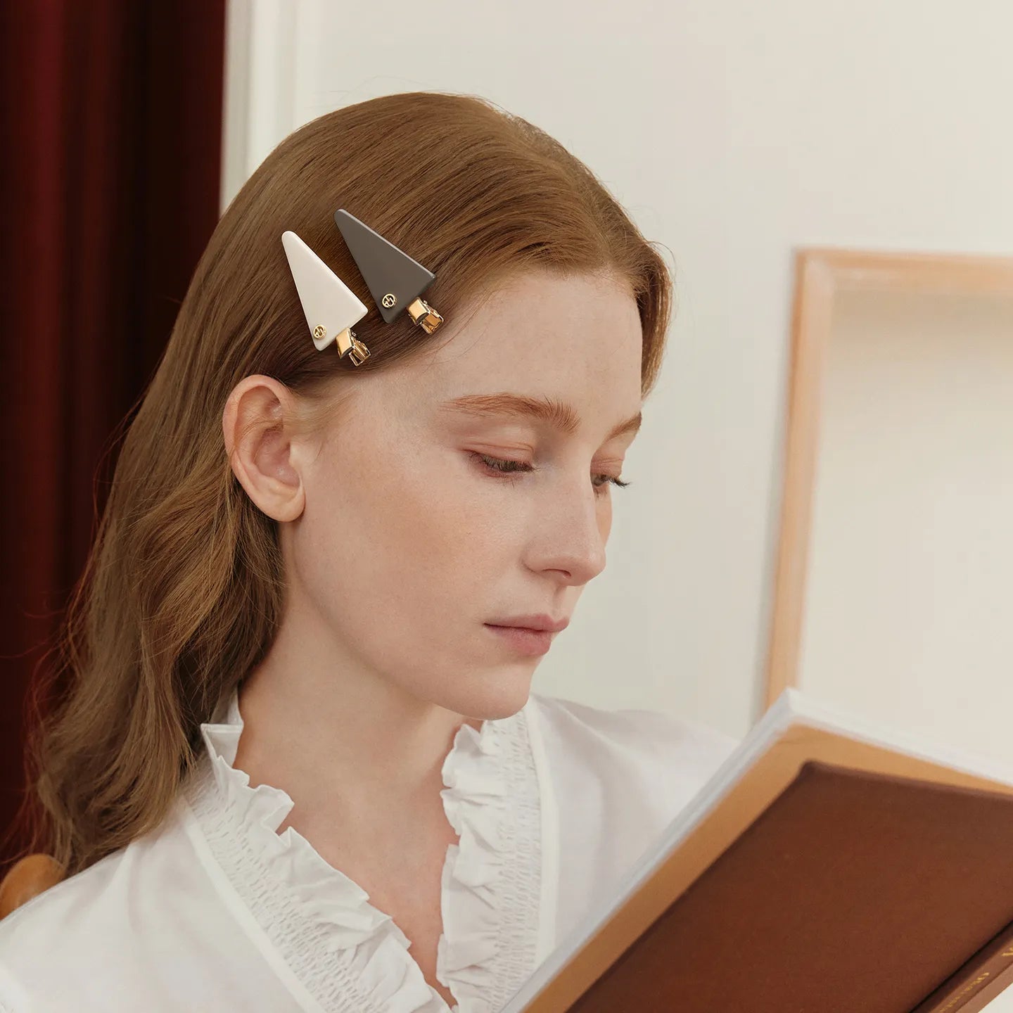 Helen Dopamine Triangular Pelican - EVITA PERONI OFFICIAL