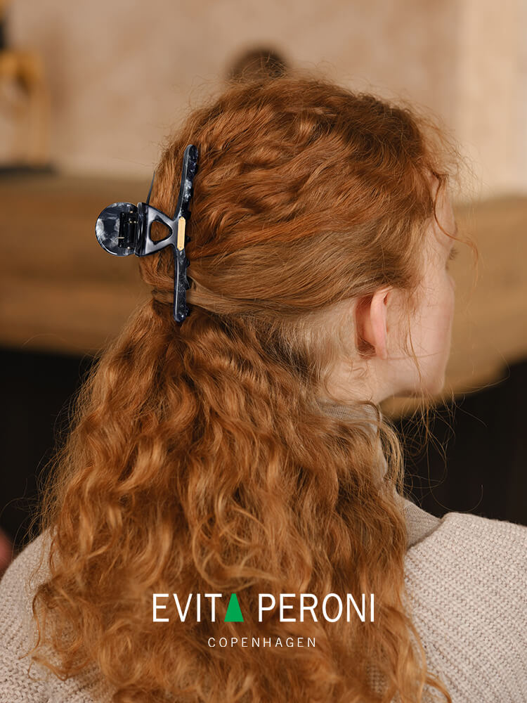 Livia Large Hair Claw - EVITA PERONI OFFICIAL