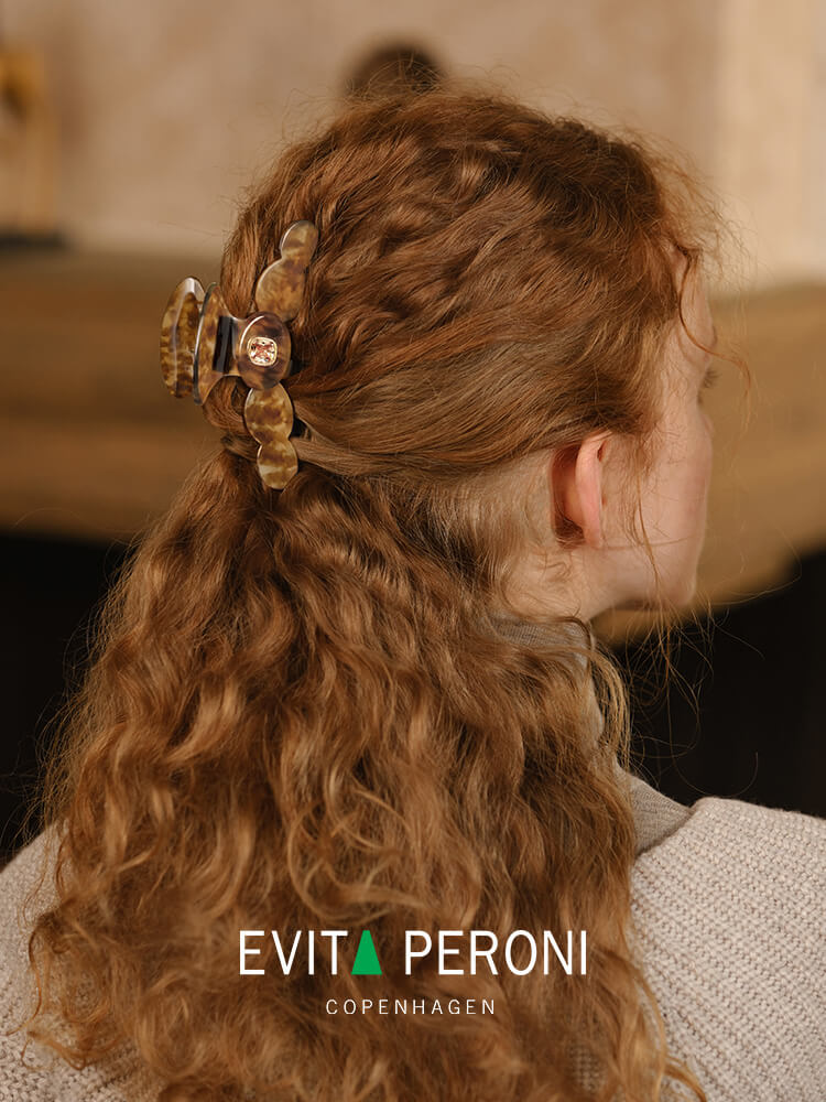 Diamond Large Hair Claw - EVITA PERONI OFFICIAL
