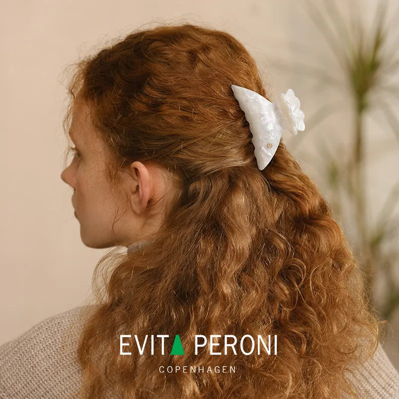 Leann Large Hair Claw