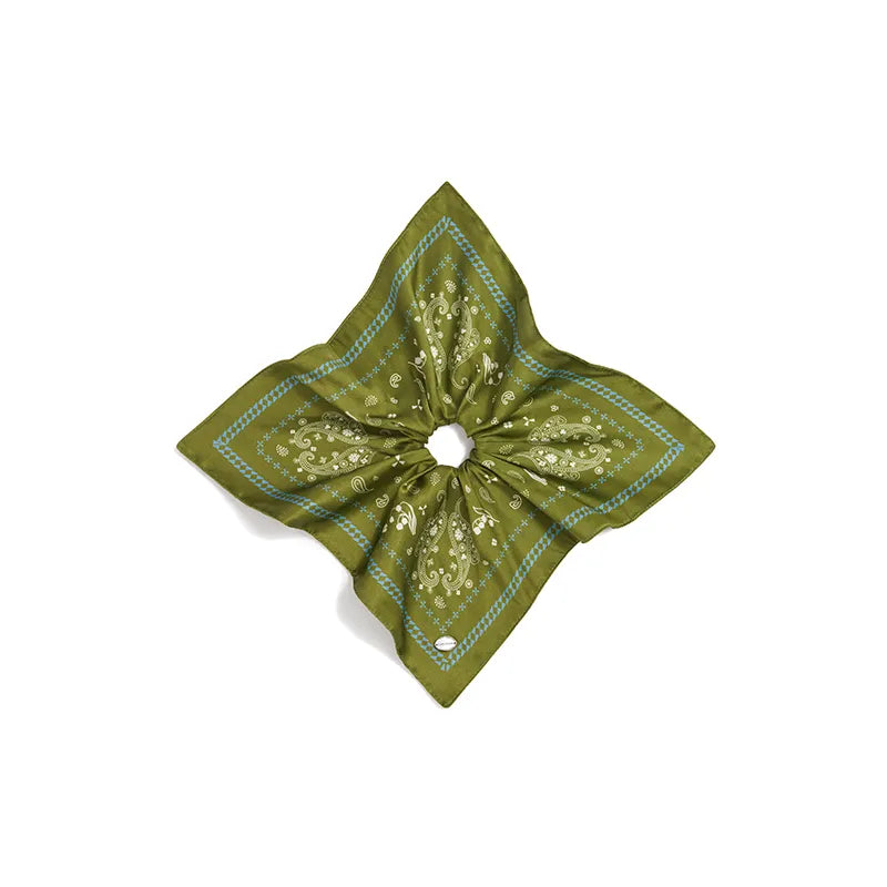 Celeste Paisley Pattern Large Scrunchie - EVITA PERONI OFFICIAL