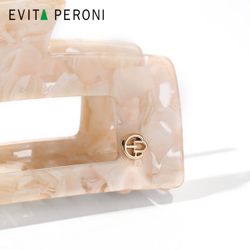 Square Medium Hair Claw - EVITA PERONI OFFICIAL